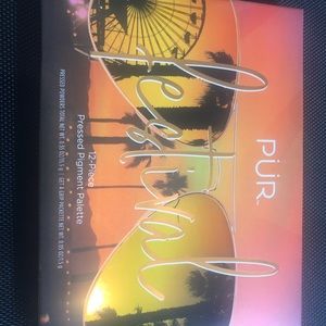 PUR cosmetics pallet